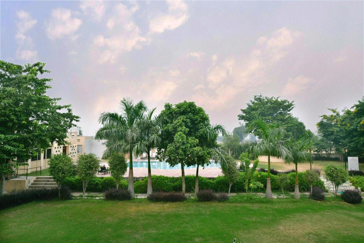 Pride Kadamb Kunj Resort Бгаратпур Екстер'єр фото